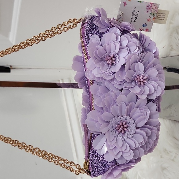💜🔹️Made In India🔹️ Beaded Purple Floral Embelishment Gold Chain Shoulder Bag - Picture 5 of 13